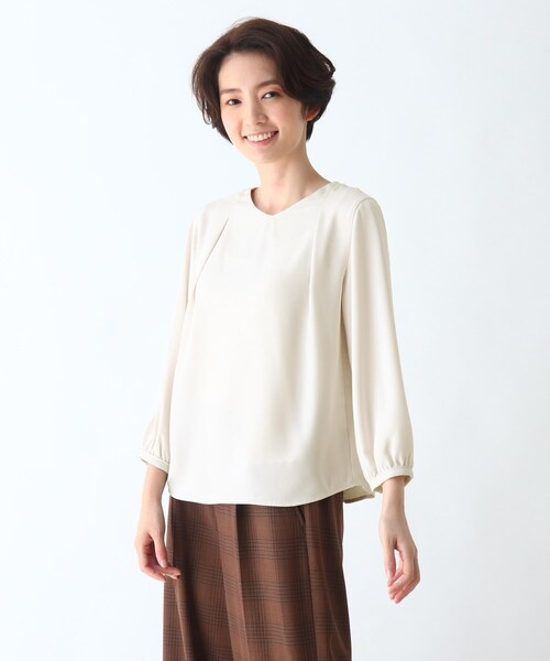 DRESKIP(ドレスキップ)の「◆前後2WAY キーネック7分袖ブラウス(シャツ/ブラウス・レディース・ブラック/ナチュラル/ピンク系・02/04/03)」の1枚目の写真