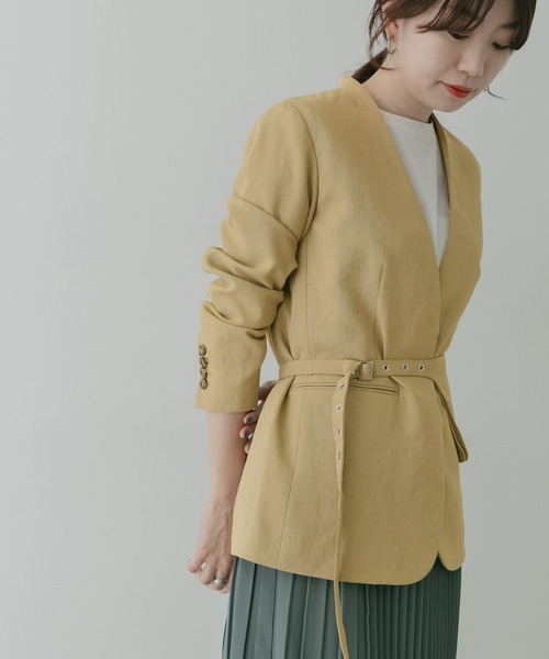 KBF+（ケービーエフプラス）の「KBF+　デザインベルトノーカラージャケット∴（ノーカラージャケット・レディース・ベージュ・ONE）」の18枚目の写真