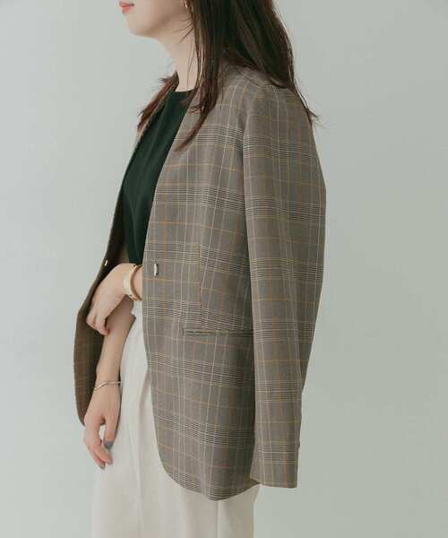 KBF+（ケービーエフプラス）の「KBF+　デザインベルトノーカラージャケット∴（ノーカラージャケット・レディース・ベージュ・ONE）」の13枚目の写真