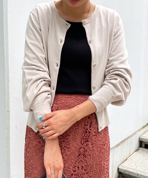 AG by aquagirl（エージーバイアクアガール）の「◆天竺クルーネックカーディガン【WEB限定サイズ】（カーディガン/ボレロ・レディース・ライトグレー/ブルー/ブラック/ブラウン系・40/38/36）」の3枚目の写真