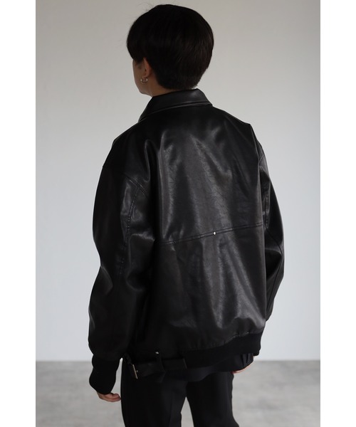 CREARE -LINO-（クレアーレリノ）の「フェイクレザー ビックシルエット 比翼ブルゾン<ユニセックス>（ライダースジャケット・メンズ・ブラック/ダークブラウン・L/M）」の5枚目の写真