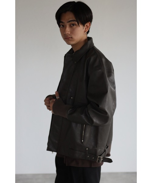 CREARE -LINO-（クレアーレリノ）の「フェイクレザー ビックシルエット 比翼ブルゾン<ユニセックス>（ライダースジャケット・メンズ・ブラック/ダークブラウン・L/M）」の16枚目の写真