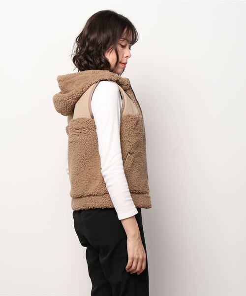 ROXY(ロキシー)の「ロキシー ROXY YOUR HAND VEST(ベスト・レディース・ブラック/ベージュ/ホワイト・XL/M/S/L)」の5枚目の写真
