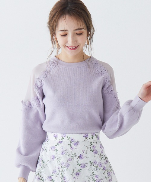 BE RADIANCE(ビーラディエンス)の「フラワーレース切替ニットトップス(ニット/セーター・レディース・ラベンダー/オフホワイト/ブルー・FREE)」の3枚目の写真