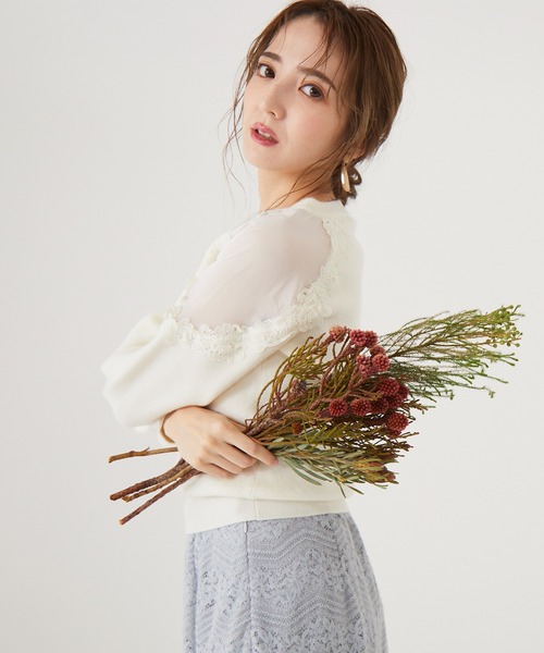 BE RADIANCE(ビーラディエンス)の「フラワーレース切替ニットトップス(ニット/セーター・レディース・ラベンダー/オフホワイト/ブルー・FREE)」の10枚目の写真