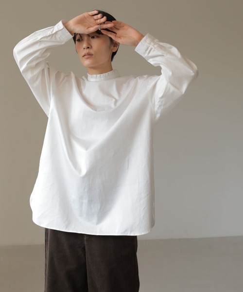 AMERICAN HOLIC（アメリカンホリック）の「ハイネック衿フリルブラウス（シャツ/ブラウス・レディース・ブラック/オフホワイト/サックスブルー/ストライプ・M/L）」の2枚目の写真