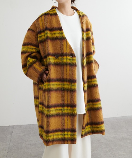 BONbazaar（ボンバザール）の「《素材感で差がつく》シャギーチェックビッグコート（ノーカラーコート・レディース・キャメル/パープル/ライトベージュ・FREE）」の19枚目の写真