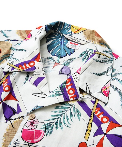 roial（ロイアル）の「SS SHIRT/ROIAL(ロイアル）半袖総柄シャツ（シャツ/ブラウス・メンズ・ネイビー/ホワイト系その他/ブルー系その他/ホワイト系その他2/ブルー系その他2・MEDIUM/LARGE/X-LARGE）」の2枚目の写真