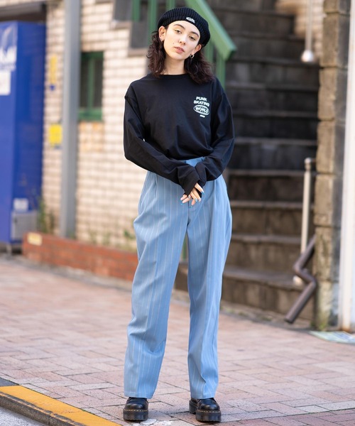 X-girl（エックスガール）の「BARBED WIRE PINSTRIPE PANTS（その他パンツ・レディース・ライトブルー/ブラック・S/M/XS）」の3枚目の写真