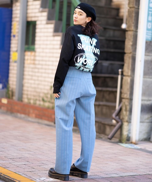 X-girl（エックスガール）の「BARBED WIRE PINSTRIPE PANTS（その他パンツ・レディース・ライトブルー/ブラック・S/M/XS）」の5枚目の写真