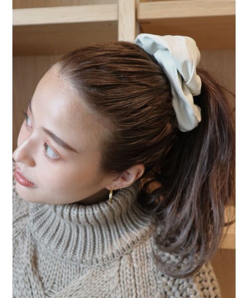 TRUNC（トランクエイティーエイト）の「Leather ChouChou（シュシュ・レディース・ベージュ/カーキ/アイボリー・FREE）」の10枚目の写真