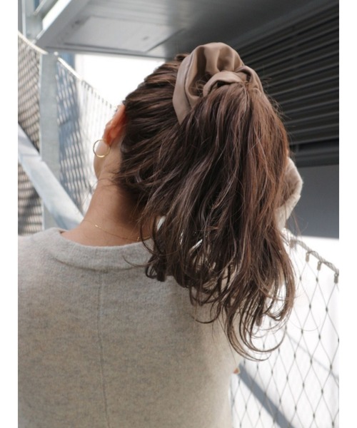 TRUNC（トランクエイティーエイト）の「Leather ChouChou（シュシュ・レディース・ベージュ/カーキ/アイボリー・FREE）」の8枚目の写真