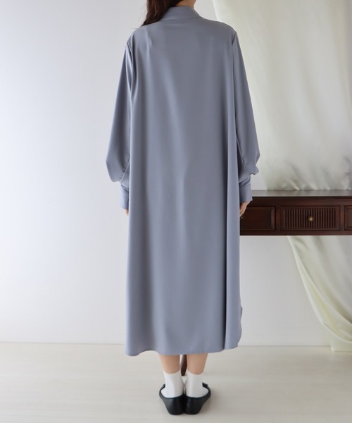 BLUEEAST（ブルーイースト）の「ボリュームスリーブシャツワンピース（シャツワンピース・レディース・アイボリー/ブラック/ブルー・MEDIUM）」の9枚目の写真