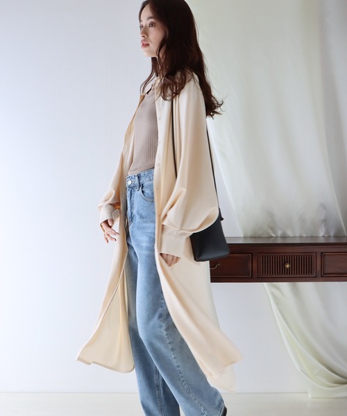 BLUEEAST（ブルーイースト）の「ボリュームスリーブシャツワンピース（シャツワンピース・レディース・アイボリー/ブラック/ブルー・MEDIUM）」の13枚目の写真