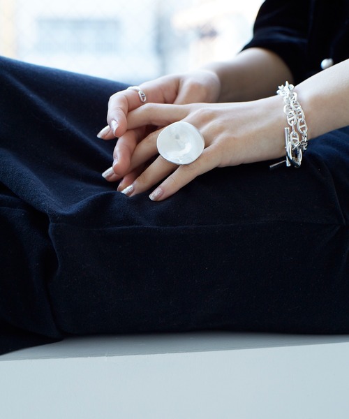 Nothing And Others（ナッシングアンドアザーズ）の「「Nothing And Others/ナッシングアンドアザーズ」Barchain Bracelet（ブレスレット・レディース・シルバー・FREE）」の2枚目の写真