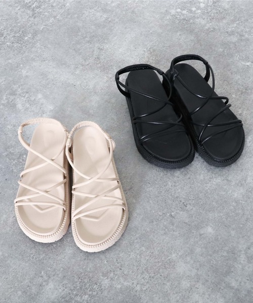 archives(アルシーヴ)の「一体型スポーツサンダル(サンダル・レディース・ブラック/アイボリー・MEDIUM/LARGE)」の1枚目の写真