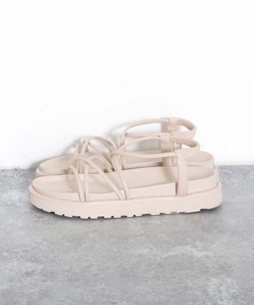 archives(アルシーヴ)の「一体型スポーツサンダル(サンダル・レディース・ブラック/アイボリー・MEDIUM/LARGE)」の5枚目の写真