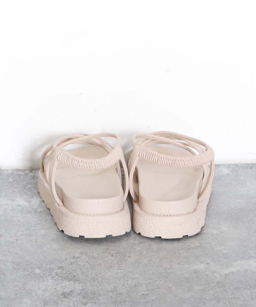 archives(アルシーヴ)の「一体型スポーツサンダル(サンダル・レディース・ブラック/アイボリー・MEDIUM/LARGE)」の6枚目の写真