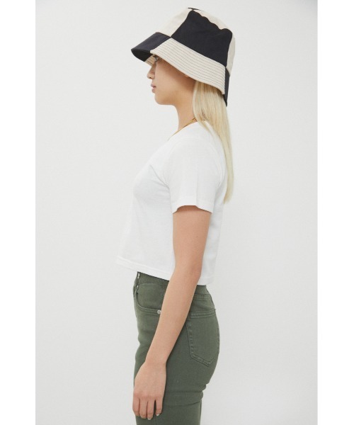 LAGUA GEM(ラグアジェム)の「LAGUA LOGO T/SH 22S(Tシャツ/カットソー・レディース・ホワイト/ブラック/ピンク/ブルー/グリーン・SMALL/MEDIUM/X-SMALL)」の18枚目の写真