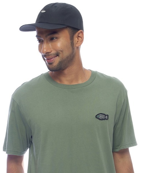 BILLABONG(ビラボン)の「BILLABONG メンズ 【A/Div.】 【Otis Carey COLLECTION】 ADIV OTIS JACK SS Tシャツ 【2022年春夏モデル】/ビラボン半袖Tシャツ(Tシャツ/カットソー・メンズ・モスグリーン・LARGE/MEDIUM)」の1枚目の写真