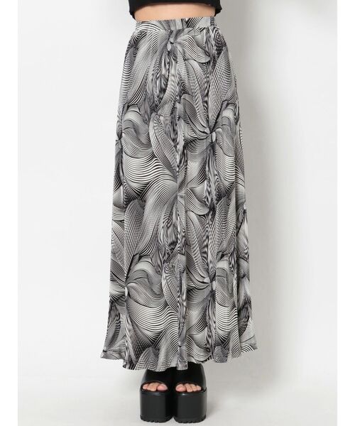 EMODA（エモダ）の「ボリュームマキシスカート（スカート・レディース・ブラック/アイボリー/その他・FREE）」の5枚目の写真