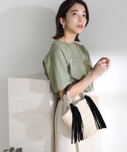 Bou Jeloud（ブージュルード）の「シンプルロゴラウンドスリットTシャツ（Tシャツ/カットソー・レディース・チャコールグレー/オフホワイト/カーキ・FREE）」の14枚目の写真