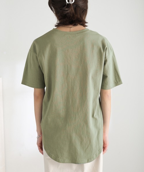 Bou Jeloud（ブージュルード）の「シンプルロゴラウンドスリットTシャツ（Tシャツ/カットソー・レディース・チャコールグレー/オフホワイト/カーキ・FREE）」の17枚目の写真