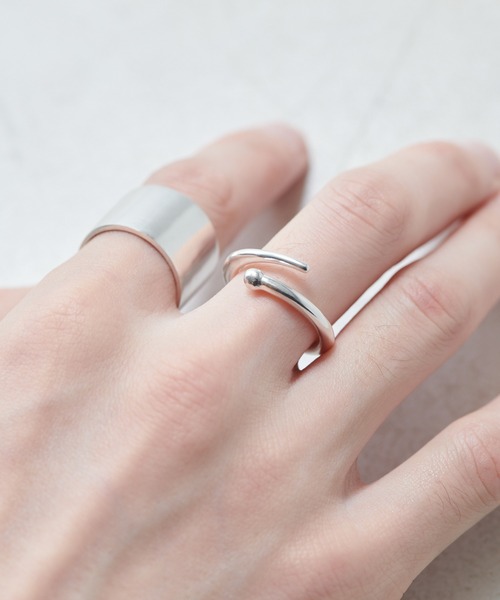 Lui's（ルイス）の「アクセサリーブランド【Ah / アー】machibariリング（リング・メンズ・シルバー・FREE）」の5枚目の写真