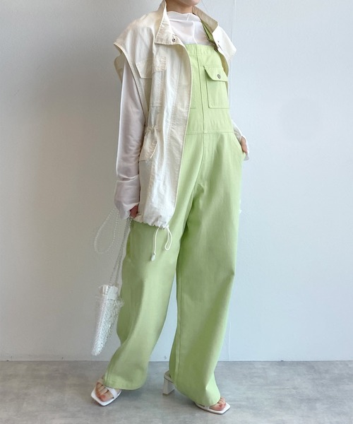 w closet(ダブルクローゼット)の「カラーサロペットパンツ(サロペット/オーバーオール・レディース・パープル/ピンク/グリーン系その他・FREE)」の20枚目の写真