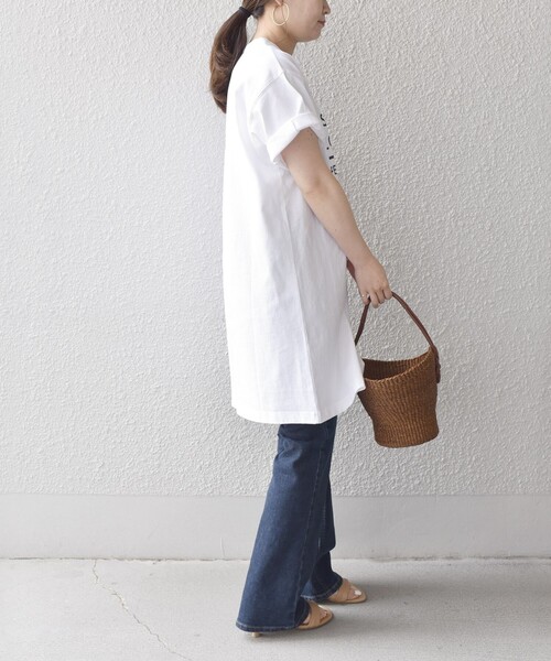 SHIPS（シップス）の「【SHIPS別注】Goodwear Aラインチュニック◆（Tシャツ/カットソー・レディース・チャコールグレー/ライトホワイト/ベージュ/グリーン・ONE SIZE）」の20枚目の写真
