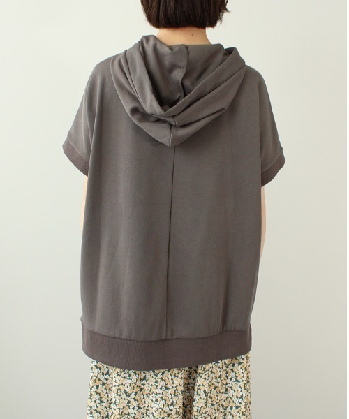 leswel（レスウェル）の「【M～5L 大きいサイズ】ロゴ入り チュニック パーカー（Tシャツ/カットソー・レディース・チャコールグレー/ラベンダー/クリーム・M/4L/3L/LL/L/5L）」の7枚目の写真