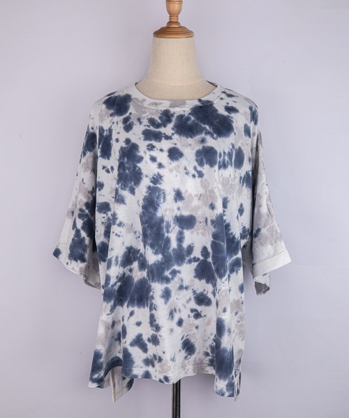 grn（ジーアールエヌ）の「［grn ジーアールエヌ］U.S.COTTON "MAINICHI TEE" 米綿天竺 半袖 ワイドTシャツ【SOLID/TIE-DYE】（Tシャツ/カットソー・レディース・ライトグリーン/グレー系その他/ホワイト/イエロー系その他/ライトブルー/スモークグレー/ブルー系その他/ベージュ/ラベンダー・FREE）」の7枚目の写真