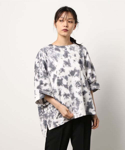 grn（ジーアールエヌ）の「［grn ジーアールエヌ］U.S.COTTON "MAINICHI TEE" 米綿天竺 半袖 ワイドTシャツ【SOLID/TIE-DYE】（Tシャツ/カットソー・レディース・ライトグリーン/グレー系その他/ホワイト/イエロー系その他/ライトブルー/スモークグレー/ブルー系その他/ベージュ/ラベンダー・FREE）」の21枚目の写真