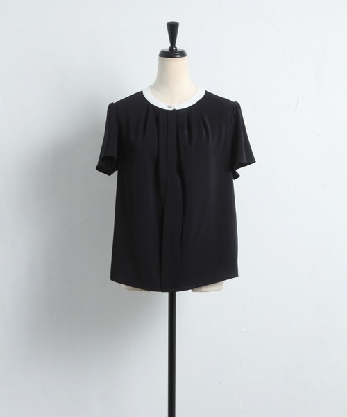 tocco closet（トッコ　クローゼット）の「パール釦タック入り２ＷＡＹ配色ブラウス（シャツ/ブラウス・レディース・ブラック/ネイビー/オフホワイト・M）」の6枚目の写真