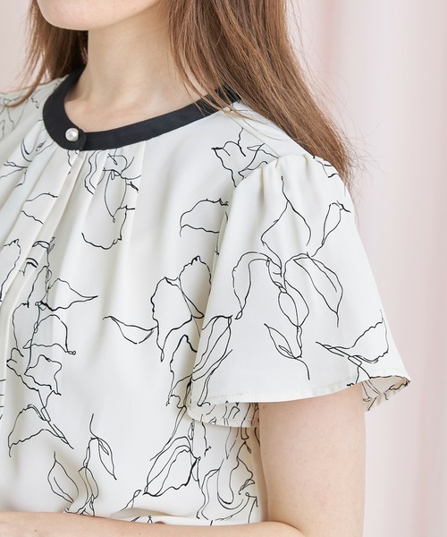 tocco closet（トッコ　クローゼット）の「パール釦タック入り２ＷＡＹ配色ブラウス（シャツ/ブラウス・レディース・ブラック/ネイビー/オフホワイト・M）」の5枚目の写真