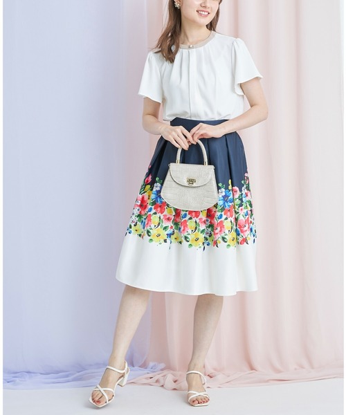 tocco closet（トッコ　クローゼット）の「パール釦タック入り２ＷＡＹ配色ブラウス（シャツ/ブラウス・レディース・ブラック/ネイビー/オフホワイト・M）」の4枚目の写真