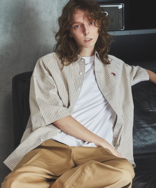 U.S. POLO ASSN.(ユーエスポロアッスン)の「∴WEGO/U.S.POLO ASSN.別注5分袖BIGシャツ(シャツ/ブラウス・メンズ・ブラック系その他2/ベージュ系その他2・FREE)」の22枚目の写真