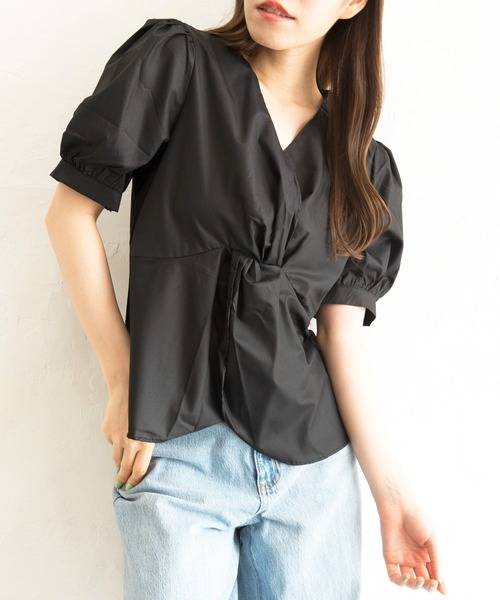 Alite cloth（アリーテクロス）の「Ⅴネックブラウス（シャツ/ブラウス・レディース・ホワイト/ブラック/ブラウン・FREE）」の2枚目の写真