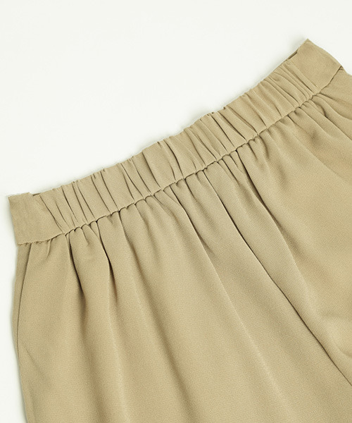 SUGAR BISKET（シュガービスケット）の「2wayトップスセットアップ（セットアップ・レディース・スモークピンク/グリーン系その他/サンドベージュ/マスタード/ブラック・M/L）」の8枚目の写真