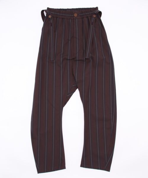 Vivienne Westwood（ヴィヴィアンウエストウッド）の「ﾀﾞｰｸﾚｼﾞﾒﾝﾀﾙｽﾄﾗｲﾌﾟｻｽﾍﾟﾝﾀﾞｰ付ﾄﾗｳｻﾞｰｽﾞ（その他パンツ・レディース・エンジ/ネイビー系・FREE）」の2枚目の写真