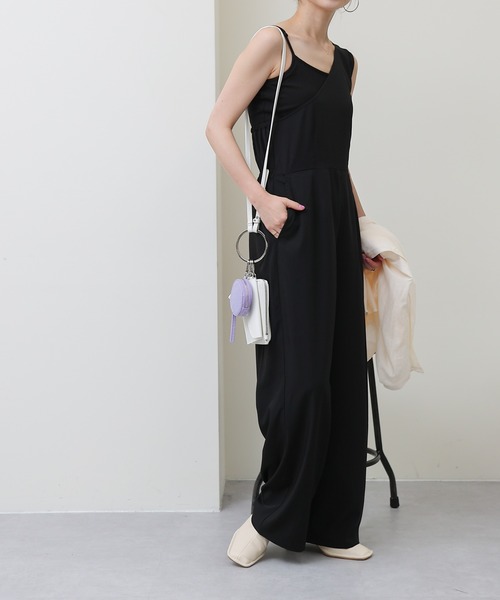 ワンショルダーオールインワン