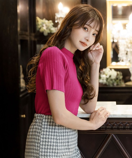 Julia Boutique（ジュリアブティック）の「ハイネック半袖リブニットトップス/22506（ニット/セーター・レディース・ブラック/ベージュ/グレー/レッド/ピンク・ONE）」の6枚目の写真