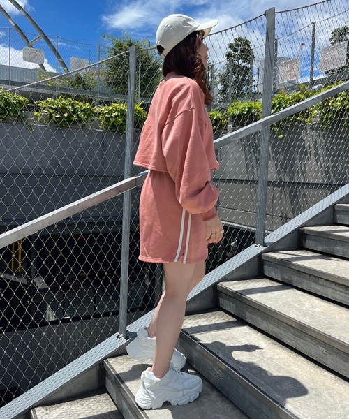 OLIVE des OLIVE（オリーブデオリーブ）の「ハイネッククロップドプルオーバー（スウェット・レディース・ピンク/パープル/ブラック・FREE）」の22枚目の写真