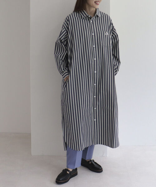 GEVACO（ゲバコ）の「【GEVACO/ゲバコ】ストライプレギュラーカラーロングスリーブ ワンピース（シャツワンピース・レディース・ブルー系その他/ブラック系その他・38）」の7枚目の写真