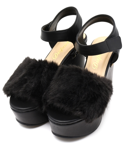 Wego ウィゴー の Wego ファーウェッジサンダル サンダル Wear Wego ウィゴー の Wego ファーウェッジサンダル サンダル Wear