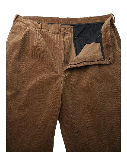B&T CLUB(ビーティークラブ)の「コーデュロイ 2タック ストレッチパンツ(チノパンツ・メンズ・ベージュ/カーキ/ブラック・95/100/105/110/115/120/130/140)」の10枚目の写真