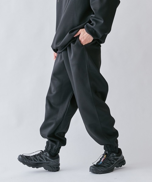 Lui's（ルイス）の「【リラックスライトウェイト】イージーパンツ（スウェットパンツ・メンズ・ホワイト/チャコールグレー/ブラック・S/M）」の2枚目の写真