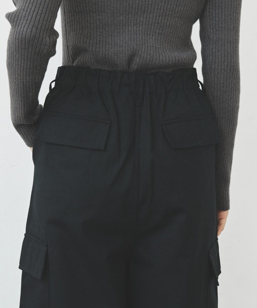 flaner(フラネ)の「Loose military cargo pants/ルーズミリタリーカーゴパンツ(カーゴパンツ・レディース・ブラック/カーキ・SMALL/MEDIUM/LARGE)」の10枚目の写真