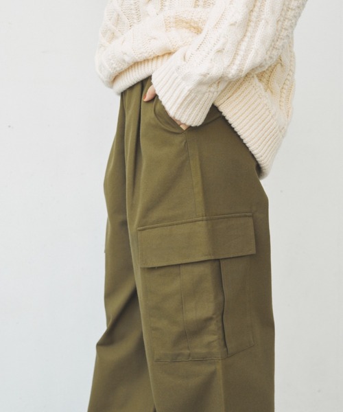 flaner(フラネ)の「Loose military cargo pants/ルーズミリタリーカーゴパンツ(カーゴパンツ・レディース・ブラック/カーキ・SMALL/MEDIUM/LARGE)」の22枚目の写真