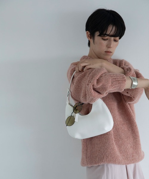 marjour(マージュール)の「MINIMAL SHOULDER BAG(ショルダーバッグ・レディース・オフホワイト/ブラック/オレンジ/グリーン・FREE)」の13枚目の写真